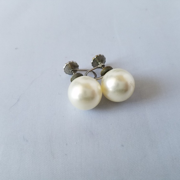 Richelieu Signed Vintage Pearl Earrings 2 Pairs - Picture 3 of 6